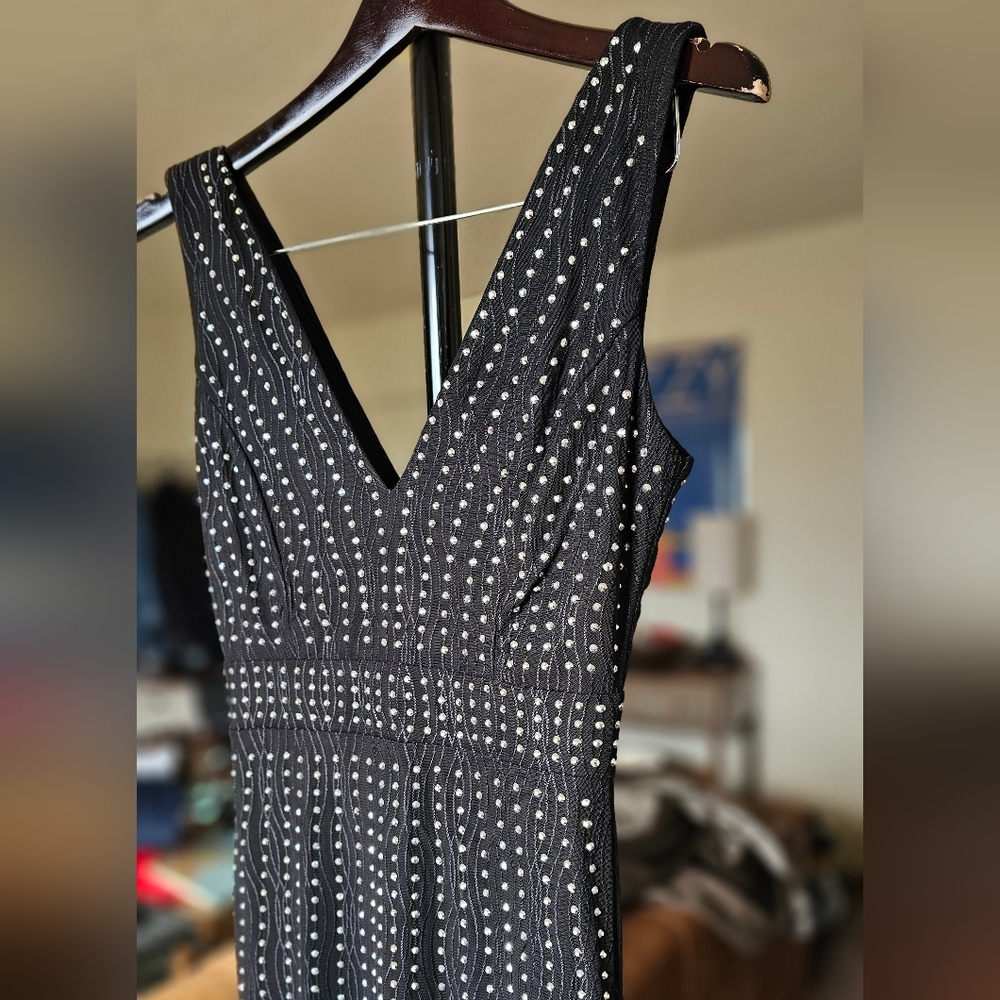 Sequin Bodycon Dress - Picture 3 of 9